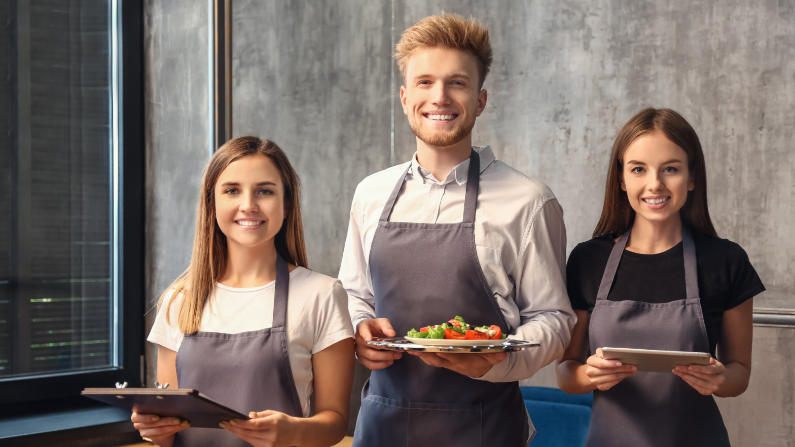 ' Restoran ve kafelerde doğru personel nasıl seçilir? ' sorusu işletmeler için oldukça önemli. Cevabı yazımızda!